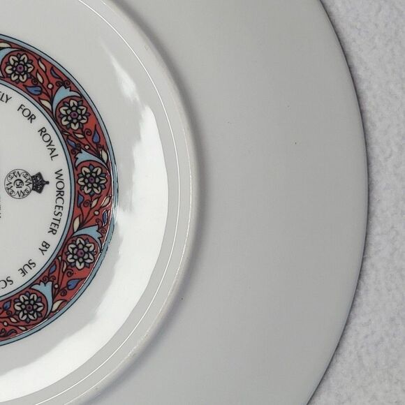 Vintage Royal Worcester Schilling & Sixpence Purrfect Friends Sue Sculland GUC - Picture 9 of 12